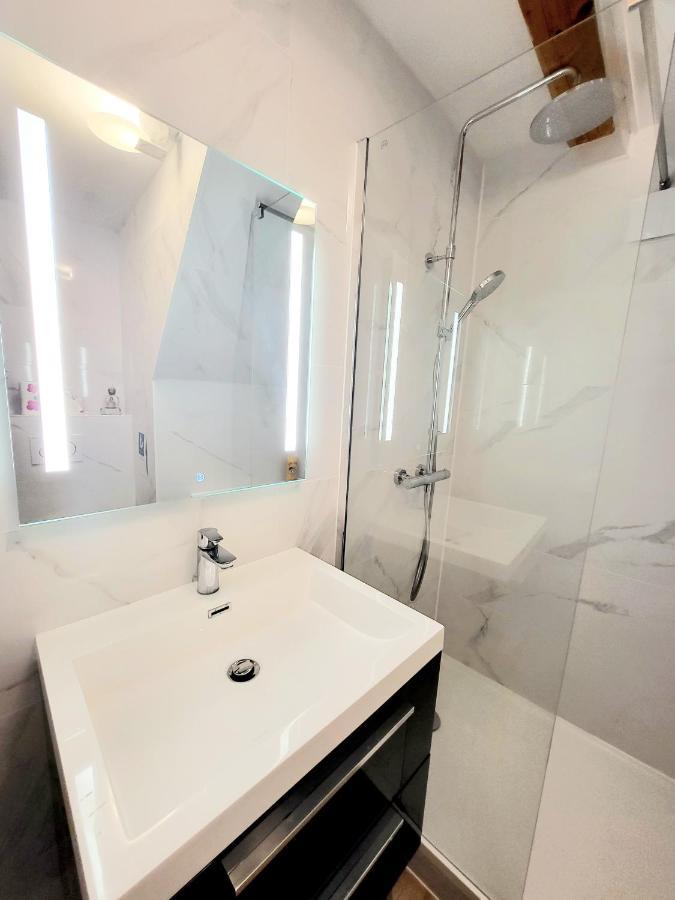 2 400 M Centre Gare Appartement *